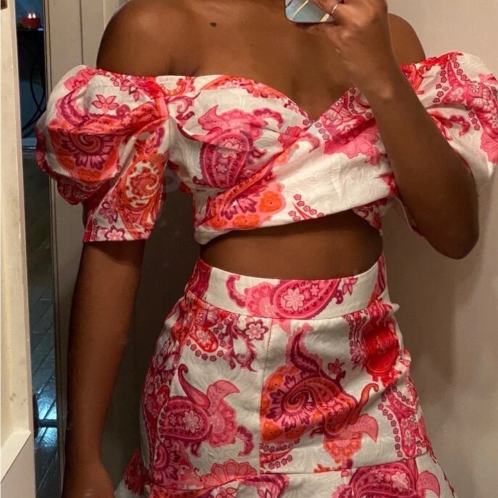 Top and Ruffle hem Skirt set